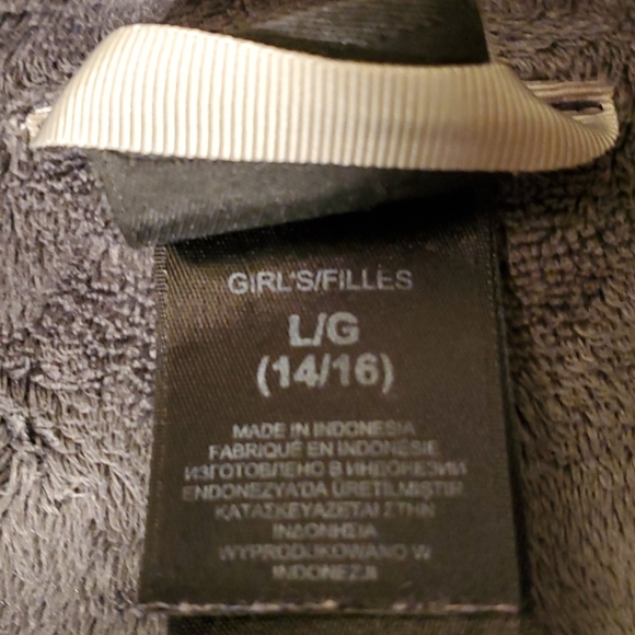 The North Face Girl's Fleece Jacket - Picture 8 of 11